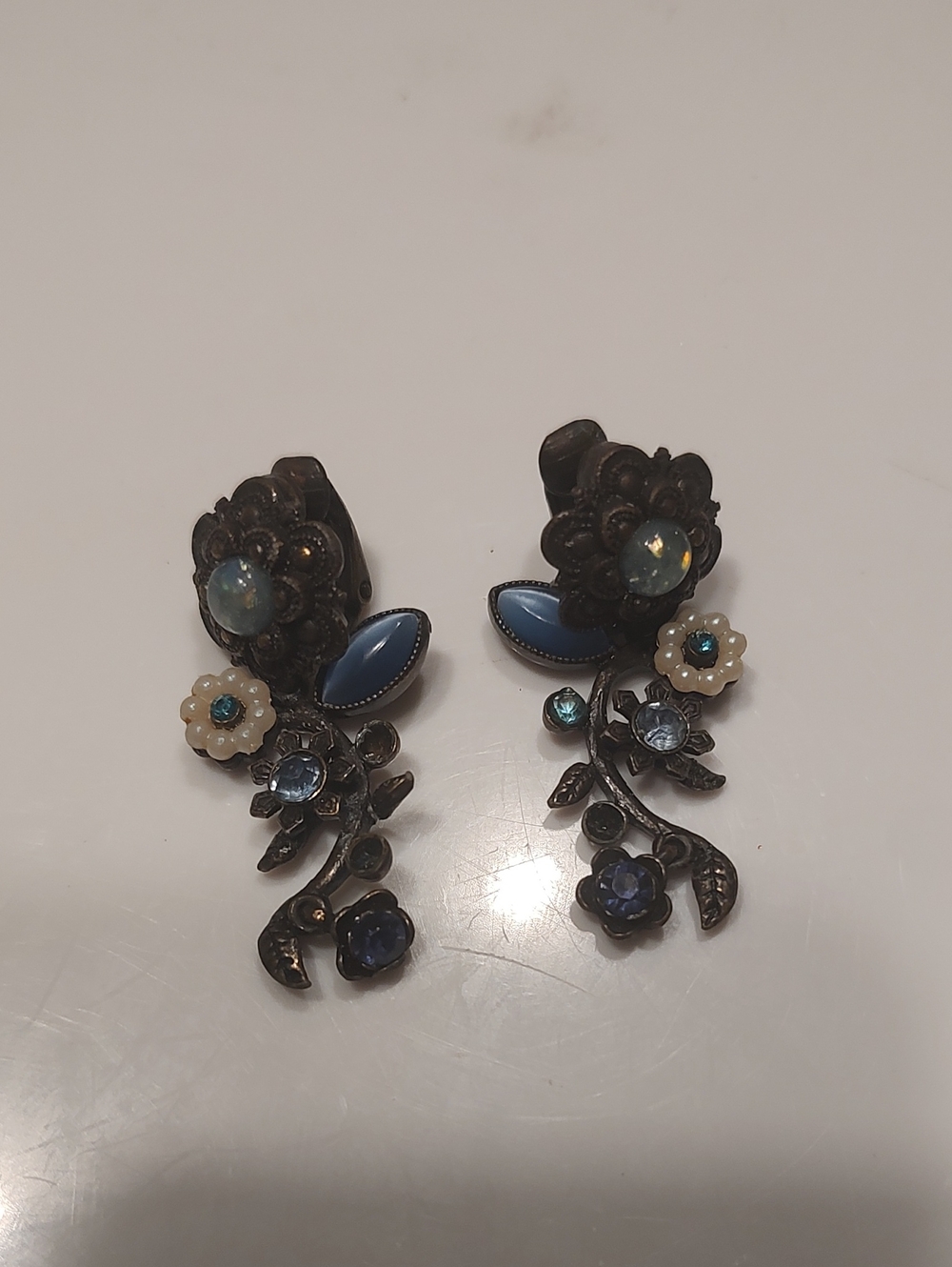 vintage Avon Blue Flower Dance earrings Nina Ricci Collab Clip On Earrings